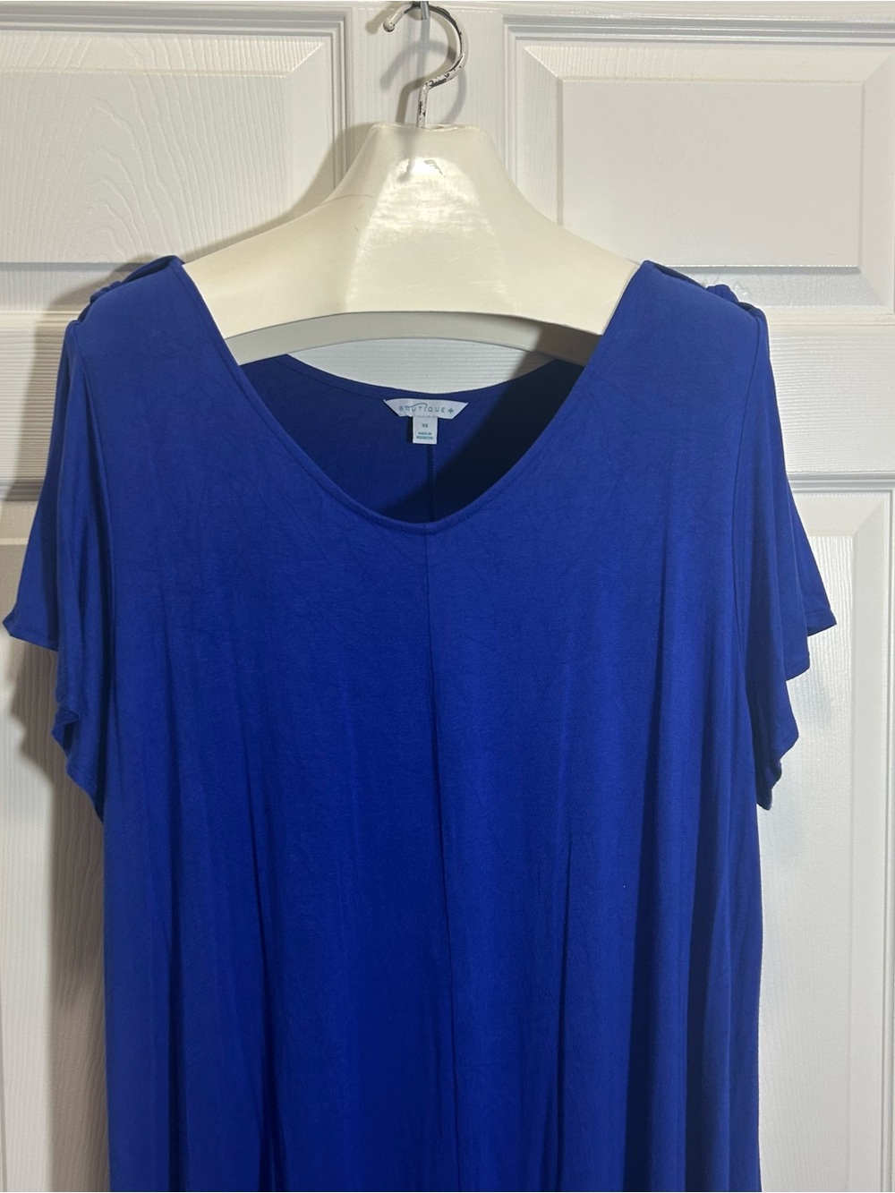 Boutique Relaxed V-Neck Swing Dress in Cobalt Blue - Picture 2 of 8